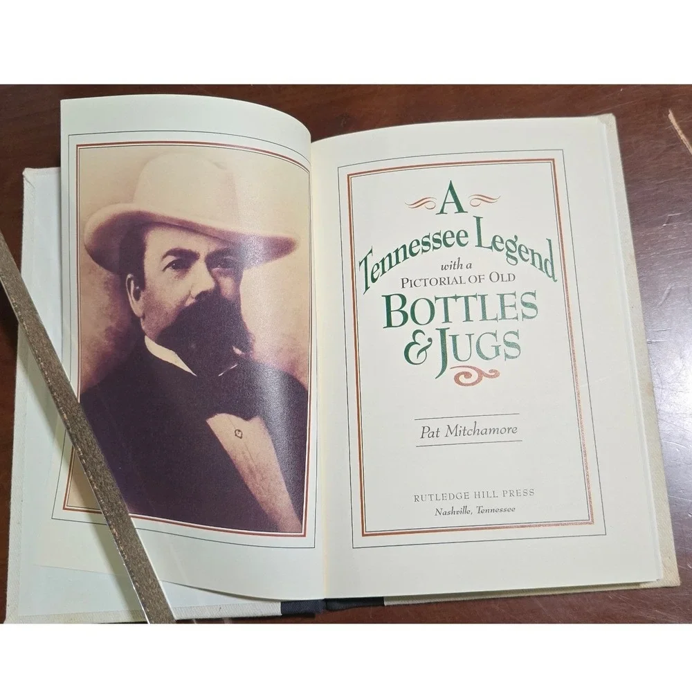 VTG A Tennessee Legend with Bottles and Jugs Pictorial Old Book 1992 Jack Daniel